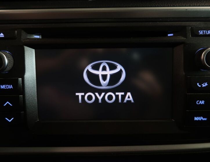 Toyota Auris 16