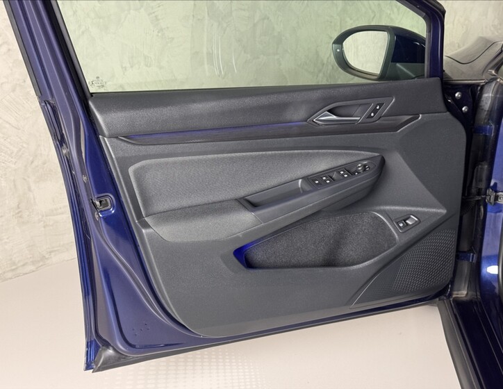 Volkswagen Golf 20