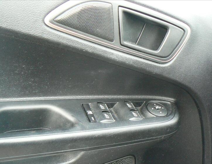 Ford B-MAX 9