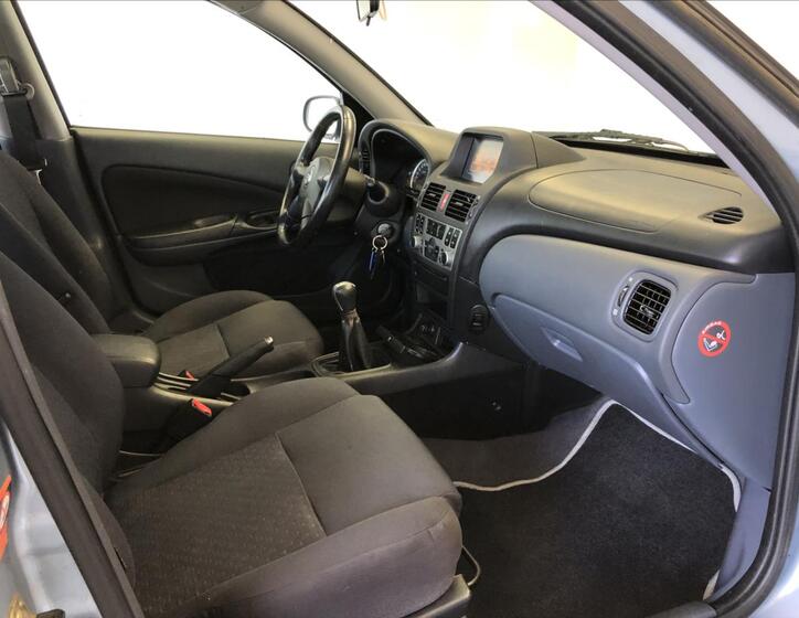 Nissan Almera 12