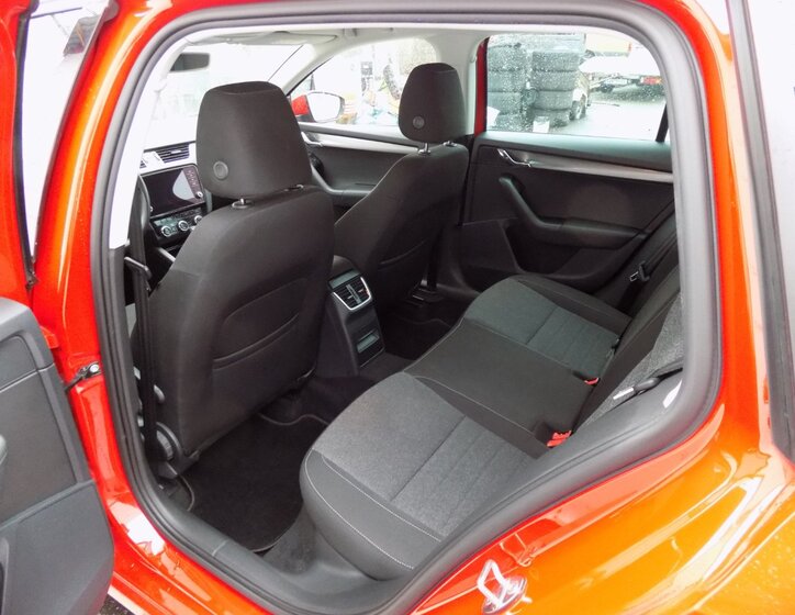 Škoda Octavia 12
