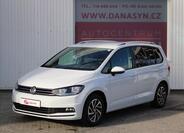 Volkswagen Touran 1
