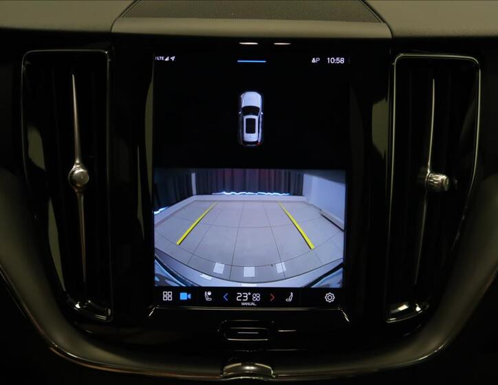 Volvo XC60 25