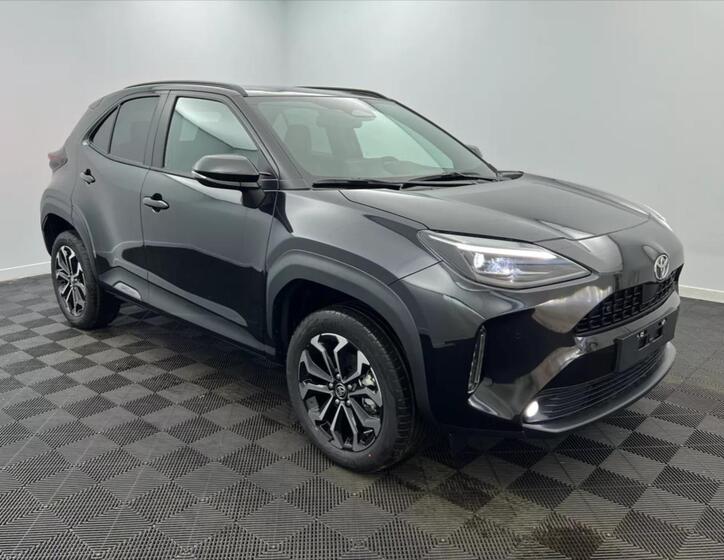 Toyota Yaris Cross 1