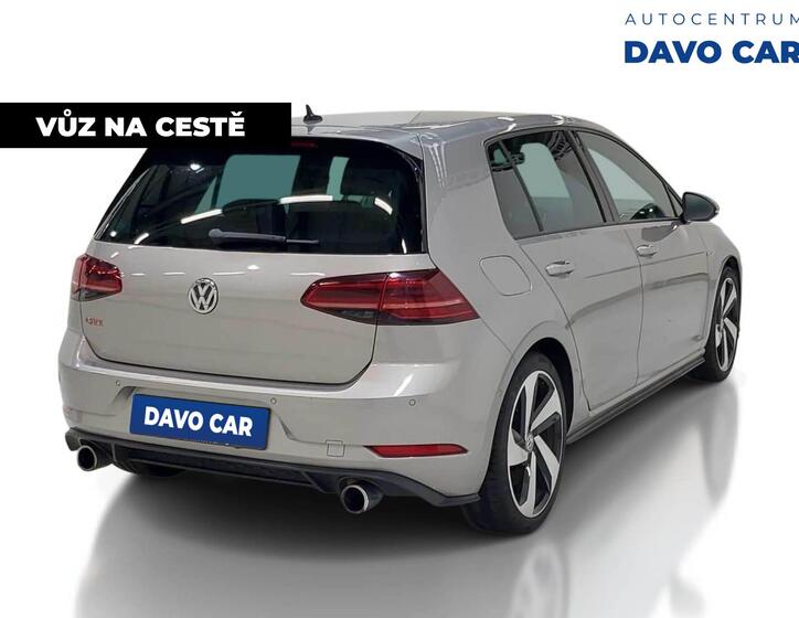 Volkswagen Golf 2