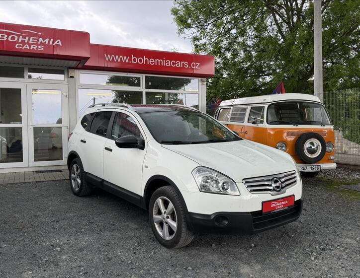 Nissan Qashqai 1