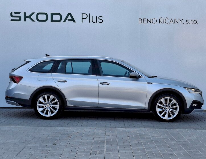 Škoda Octavia 12