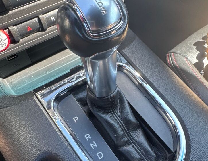 Ford Mustang 16