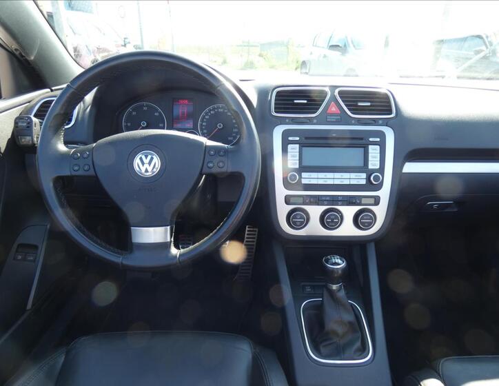 Volkswagen EOS 11