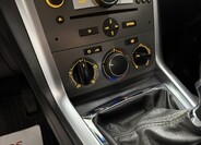 Opel Antara 12