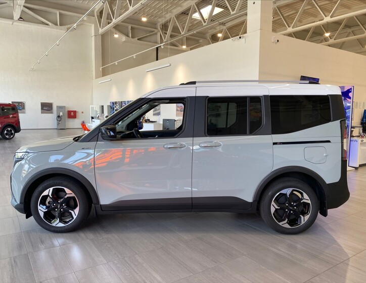 Ford Tourneo Courier 15