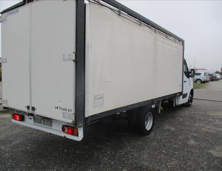 Renault Master 4