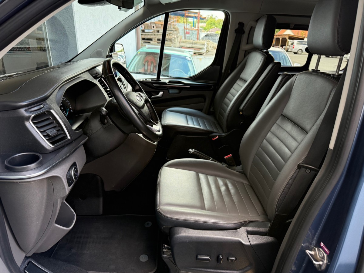 Ford Tourneo Custom