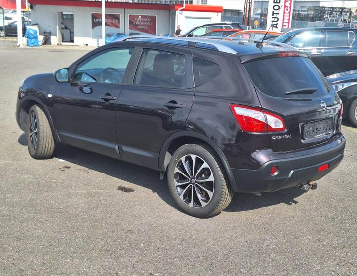 Nissan Qashqai 4