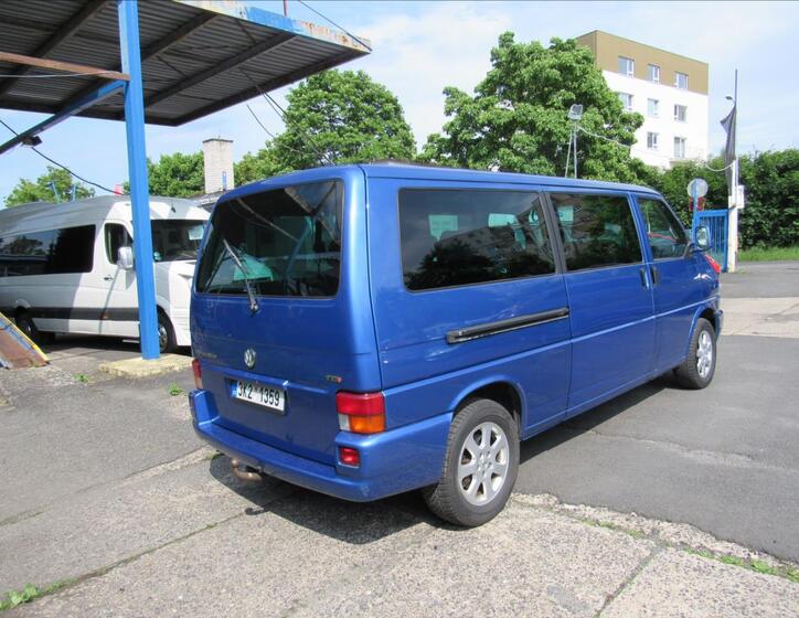 Volkswagen Caravelle 4