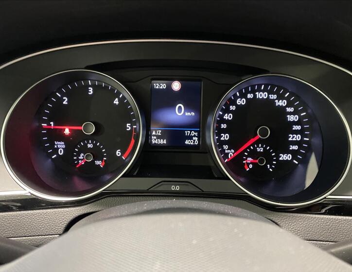 Volkswagen Passat 11