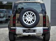 Land Rover Defender 3