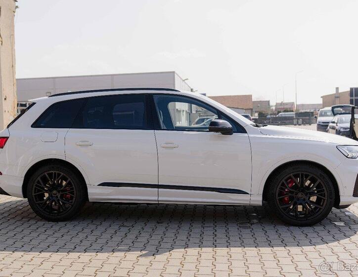 Audi SQ7 16