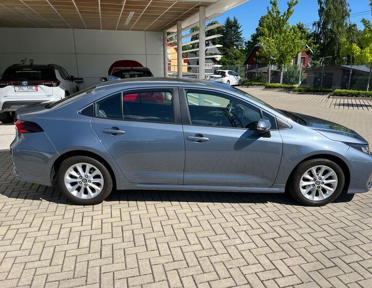 Toyota Corolla 7