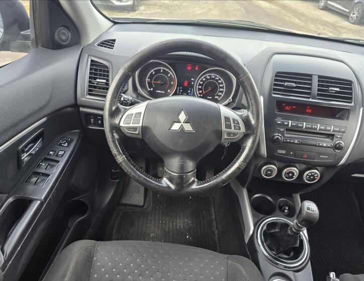 Mitsubishi ASX 14