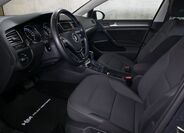 Volkswagen Golf 10