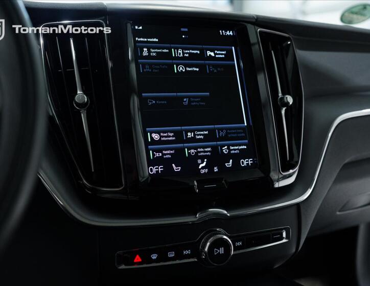Volvo XC60 13