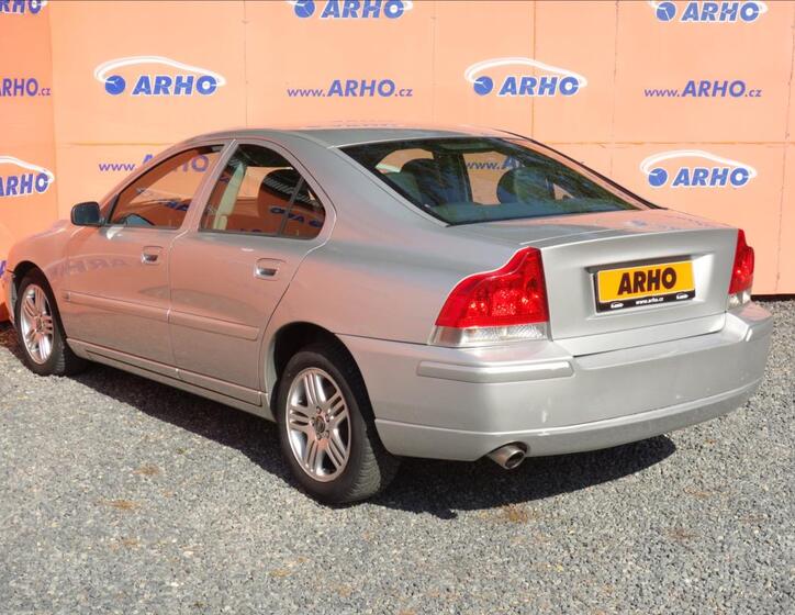 Volvo S60 5