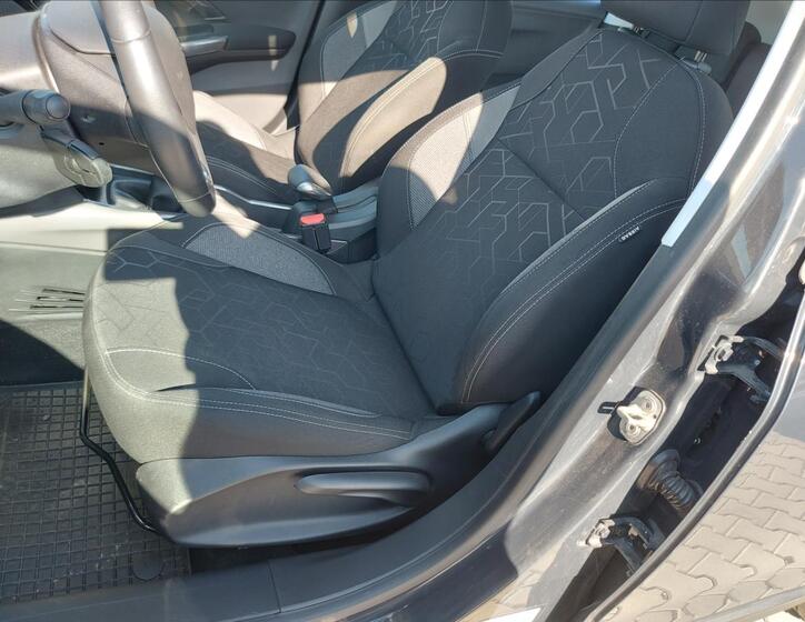 Peugeot 2008 23