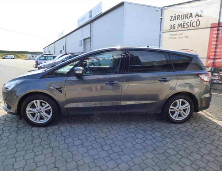 Ford S-MAX 6