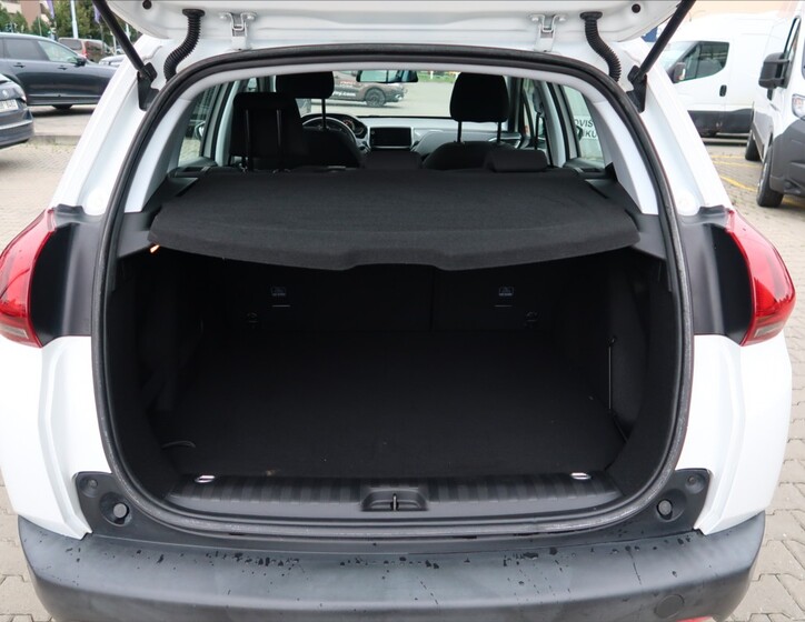 Peugeot 2008 11