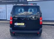 Peugeot Traveller 10