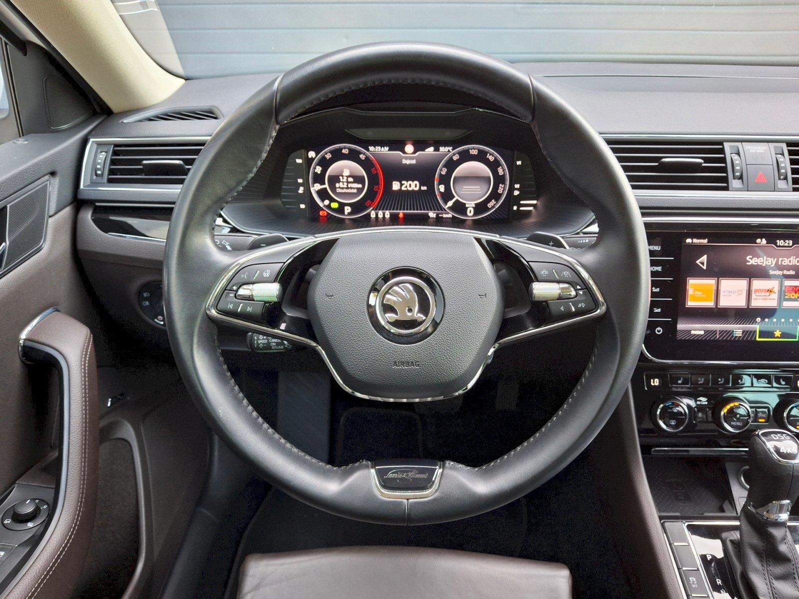 Škoda Superb