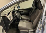 Toyota Yaris 7