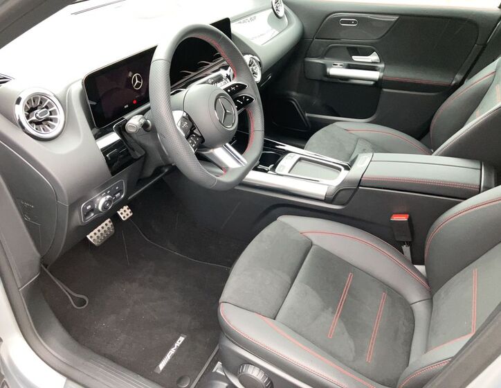 Mercedes-Benz GLA 15