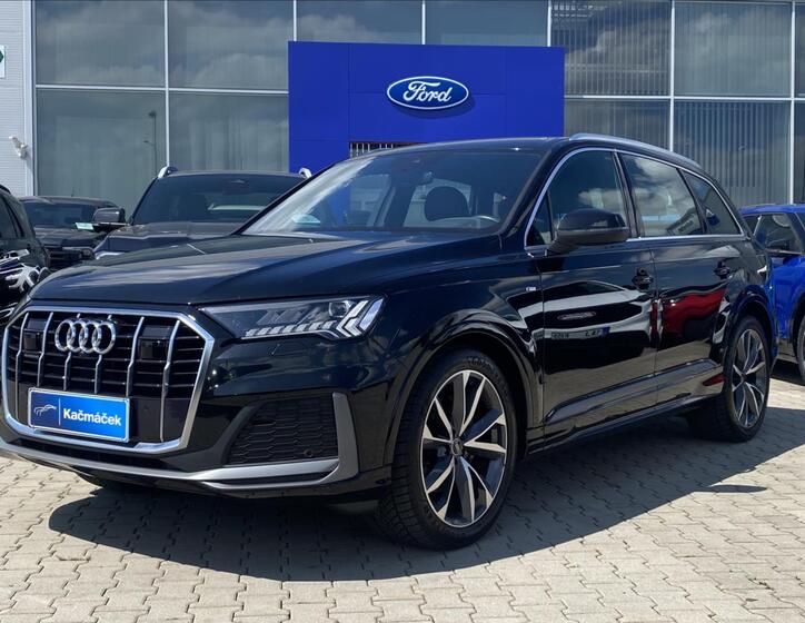Audi Q7 1