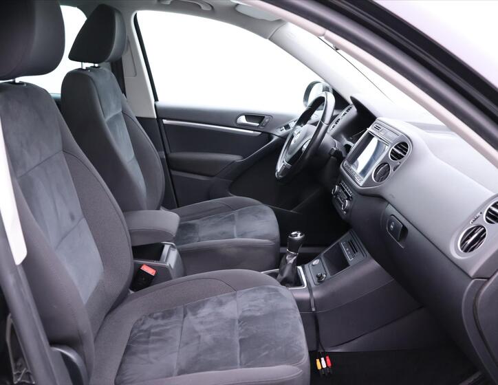 Volkswagen Tiguan 12