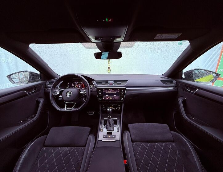 Škoda Superb 17