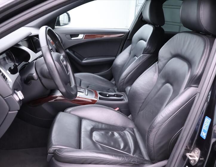 Audi A4 11