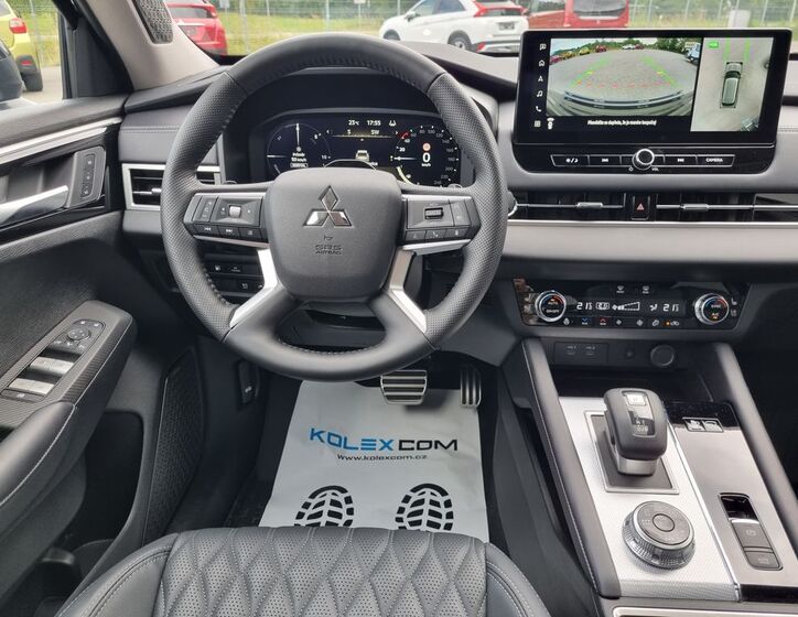 Mitsubishi Outlander 15