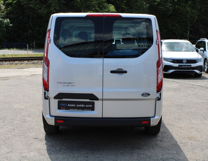 Ford Transit Custom 6