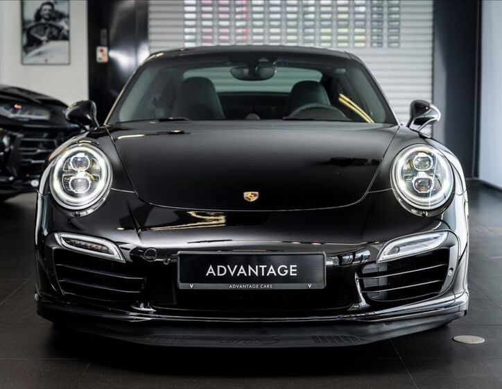 Porsche 911 2