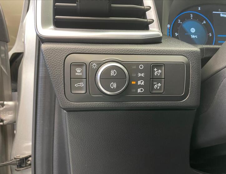 Volkswagen Amarok 7