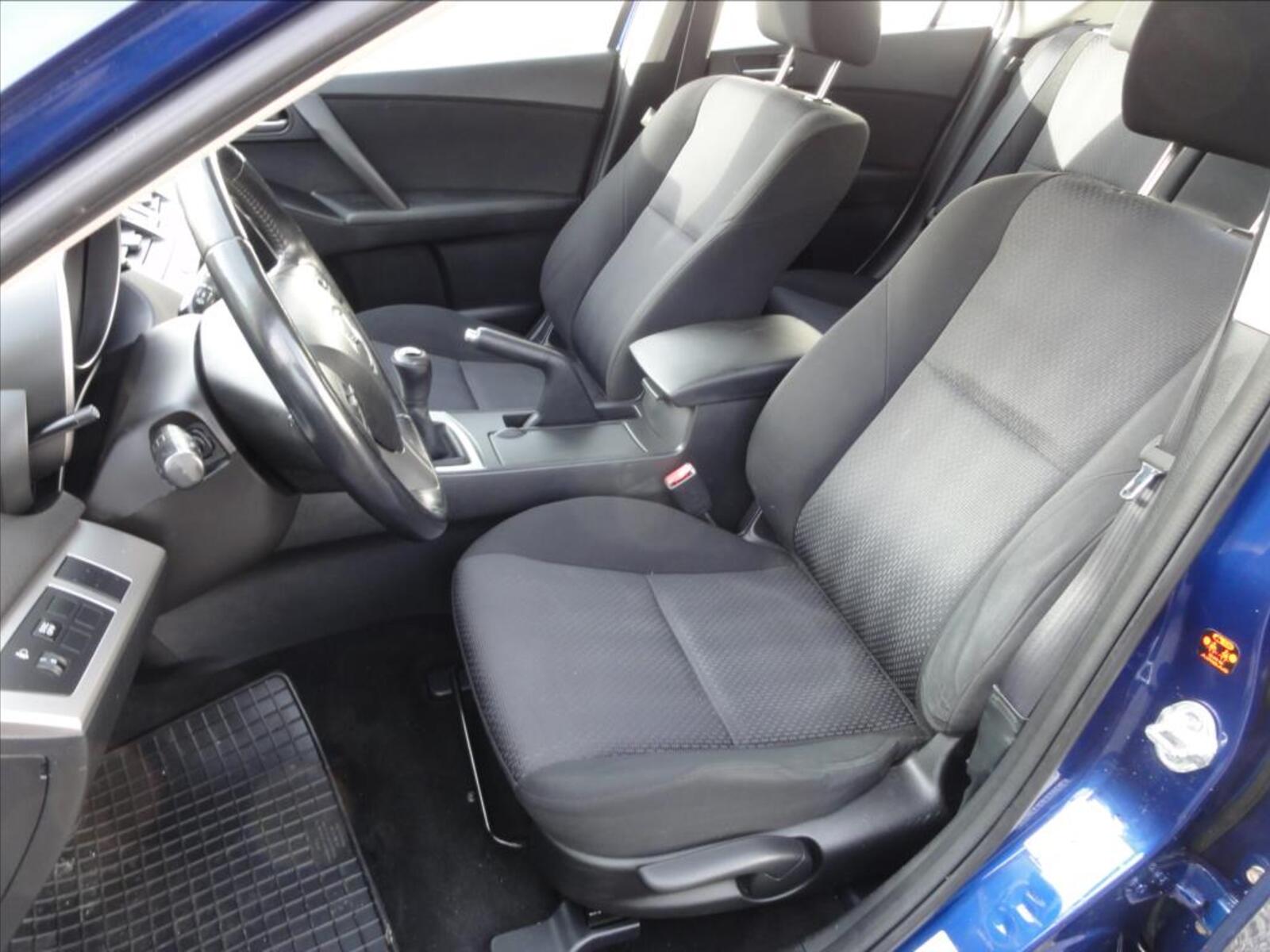 Mazda 3 12