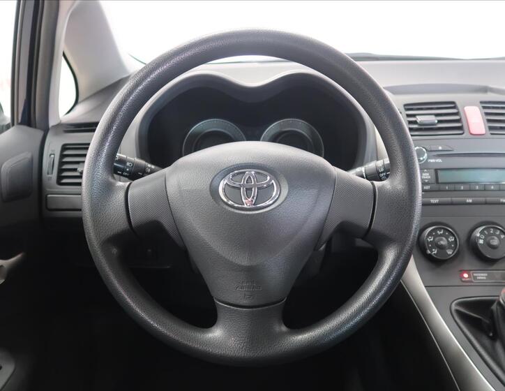 Toyota Auris 17
