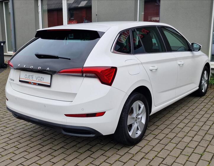 Škoda Scala 10