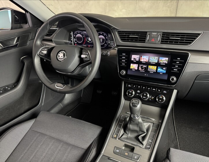 Škoda Superb 19