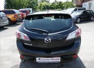 Mazda 3 8