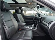 Jeep Grand Cherokee 32