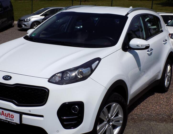 KIA Sportage 11