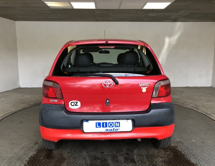 Toyota Yaris 6